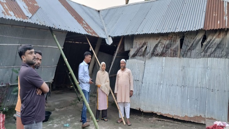 ছবি: নিউজ এক্সপ্রেস