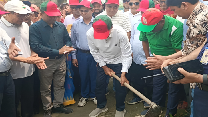 ছবি: নিউজ এক্সপ্রেস